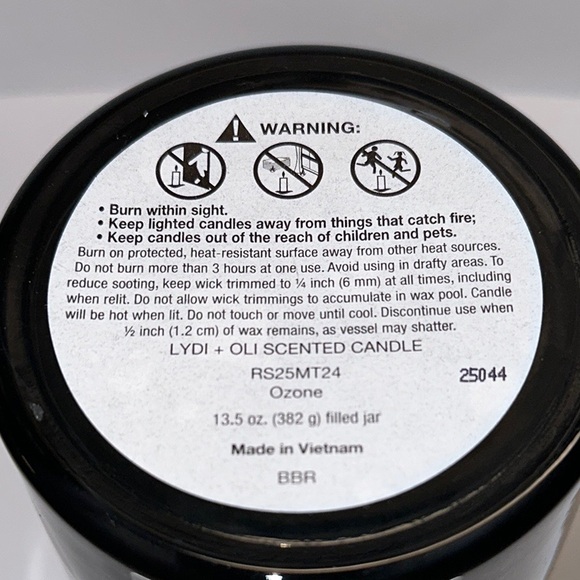 2 Wick Scented Candle - Picture 3 of 4